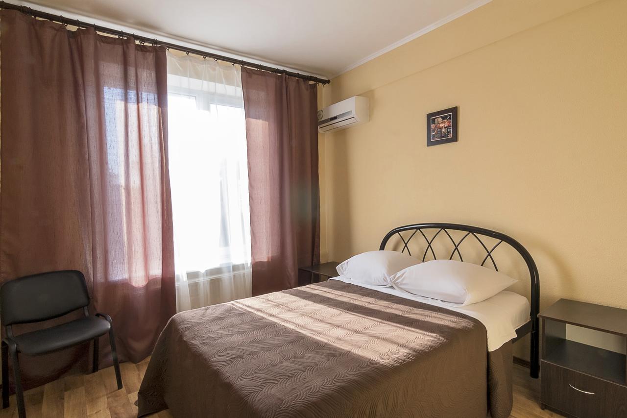 Centralny Hotel Kryvy Rih Extérieur photo