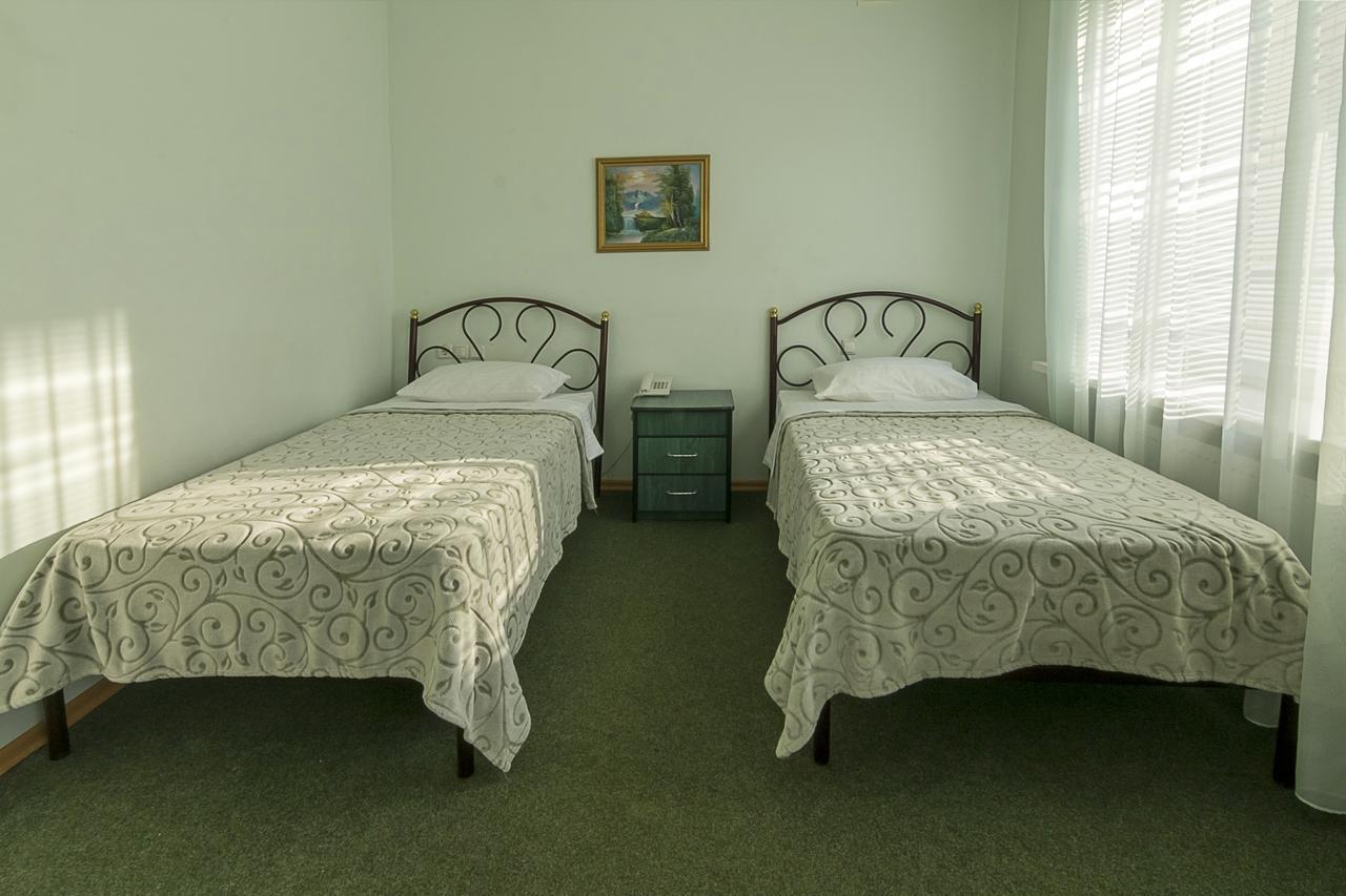 Centralny Hotel Kryvy Rih Extérieur photo