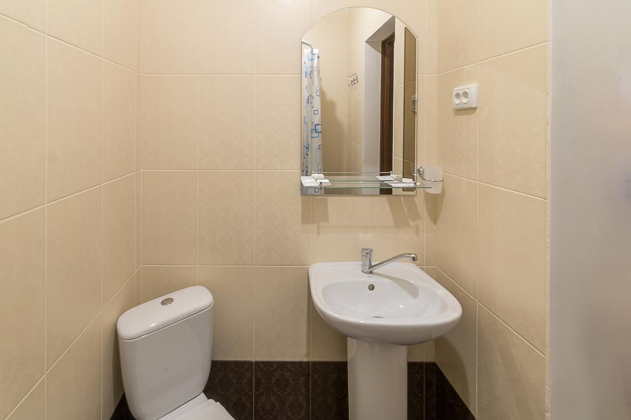 Centralny Hotel Kryvy Rih Chambre photo